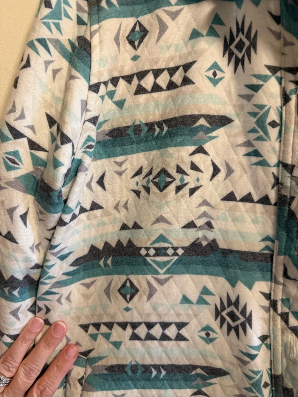 Women's Quilted Aztec Print shirt - Teal & White size Large from boot barn